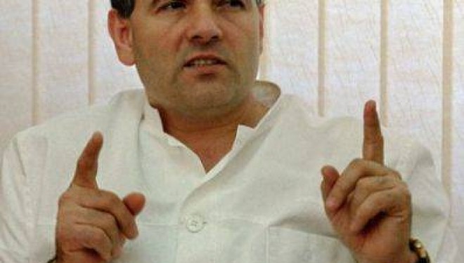 ACHIZITIILE PENALE PENTRU PENITENCIARE. Procuror DNA: „Cerem condamnarea medicului Bradisteanu la 10 ani pentru abuz in serviciu si la 10 ani pentru luare de mita!” ACHIZITIILE PENALE PENTRU PENITENCIARE. Procuror DNA: „Cerem condamnarea medicului Bradisteanu la 10 ani pentru abuz in serviciu si la 10 ani pentru luare de mita!”