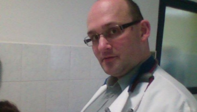 Medicul cardiolog Dan Fărcaș începe luni greva foamei din cauza bătăii de joc la care este supus de peste 15 ani