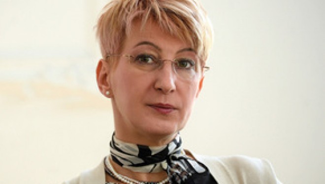 Dr. Simona Tivadar: “Un copil care este adus cu mașina de la școală și apoi proptit în fața calculatorului nu are nevoie de dulciuri” Dr. Simona Tivadar: “Un copil care este adus cu mașina de la școală și apoi proptit în fața calculatorului nu are nevoie de dulciuri”