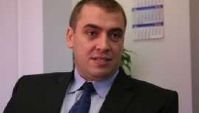 Mahăr din Sănătate, „turnat” de verişorul pus să mascheze un conflict de interese: „Mi-e ruşine să spun. Capacităţile lui de a percepe viaţa sunt limitate. Mahăr din Sănătate, „turnat” de verişorul pus să mascheze un conflict de interese: „Mi-e ruşine să spun. Capacităţile lui de a percepe viaţa sunt limitate.