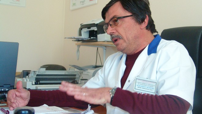 Medicii de familie au contabilizat 52 de intreruperi in functionarea cardului de sanatate in primele trei luni si jumatate de la introducerea obligatorie a acestui sistem. Medicii de familie au contabilizat 52 de intreruperi in functionarea cardului de sanatate in primele trei luni si jumatate de la introducerea obligatorie a acestui sistem.
