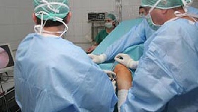 Medicii anestezisti vor sa renunte la statutul de angajati si sa-si negocieze contractele singuri. Medicii anestezisti vor sa renunte la statutul de angajati si sa-si negocieze contractele singuri.