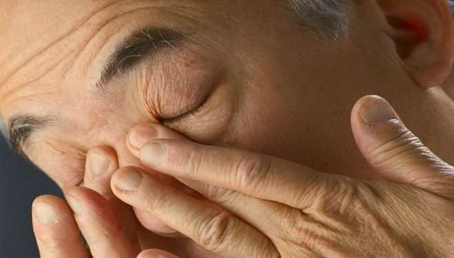 Bolnavii care suferă de cancer sunt retincenți să vorbească despre durere Bolnavii care suferă de cancer sunt retincenți să vorbească despre durere