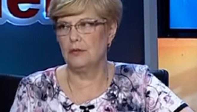 Dr. Rodica Tanasescu: Eram mandra ca eram studenta la medicina dupa 3 zile de examen dar ce se intampla cum frizeaza absurdul. Dr. Rodica Tanasescu: Eram mandra ca eram studenta la medicina dupa 3 zile de examen dar ce se intampla cum frizeaza absurdul.