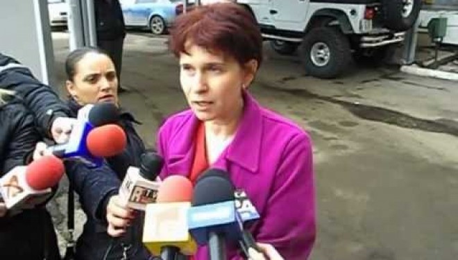 Doctorul Cătălina Ionescu: ’Recomandăm ca pacienţii care nu sunt urgenţe majore să se prezinte la medicii de familie sau la centrele de permanenţă, unde sunt medici de gardă. Doctorul Cătălina Ionescu: ’Recomandăm ca pacienţii care nu sunt urgenţe majore să se prezinte la medicii de familie sau la centrele de permanenţă, unde sunt medici de gardă.