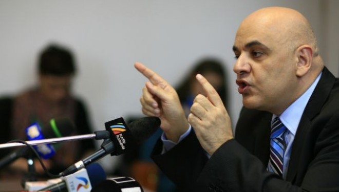 Sistem digital de raportare la SMURD, UPU si Ambulanta. Arafat: Fisele pacientilor nu vor mai fi completate pe hartie Sistem digital de raportare la SMURD, UPU si Ambulanta. Arafat: Fisele pacientilor nu vor mai fi completate pe hartie