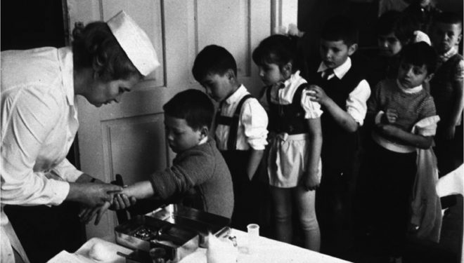Liste de așteptare cu zeci de copii nevaccinați, la medicii de familie mureșeni Liste de așteptare cu zeci de copii nevaccinați, la medicii de familie mureșeni