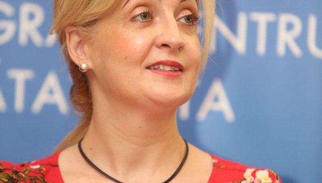 Liliana Mihai, director general CNAS: Asiguraţii vor primi de anul viitor o scrisoare cu serviciile medicale decontate de Casă. Liliana Mihai, director general CNAS: Asiguraţii vor primi de anul viitor o scrisoare cu serviciile medicale decontate de Casă.