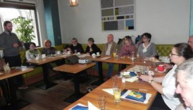 FOTO: Întâlnire cu medicii specialiști și medicii de familie din Cugir. Tema reuniunii: ”Microbiota intestinală în era rezistenței la antibiotice FOTO: Întâlnire cu medicii specialiști și medicii de familie din Cugir. Tema reuniunii: ”Microbiota intestinală în era rezistenței la antibiotice