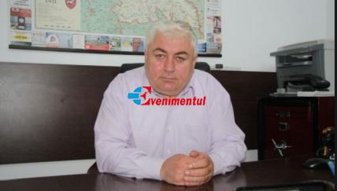 La Târgu Frumos, Primarul condamnat Țac-Țac, hărțuiește medicii specialiști din policlinica orașului