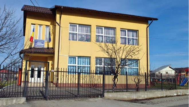 ÎN COMUNA PĂULEŞTI, INVESTIŢII CA ÎN MARILE ORAŞE ÎN COMUNA PĂULEŞTI, INVESTIŢII CA ÎN MARILE ORAŞE
