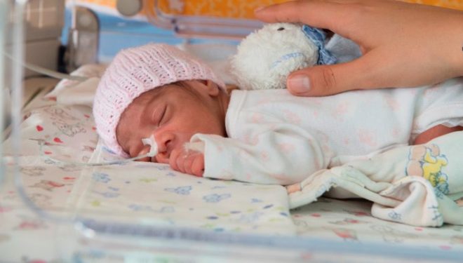 România: Un copil mai mic de 1 an moare la fiecare 6 ore. Un sistem medical pregătit îi poate salva România: Un copil mai mic de 1 an moare la fiecare 6 ore. Un sistem medical pregătit îi poate salva