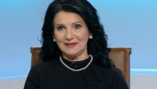 O mână de ajutor pentru Maternitatea Arad O mână de ajutor pentru Maternitatea Arad