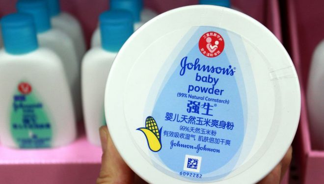 Johnson&Johnson ŞTIA din 1957 că pudra de talc conţine azbest CANCERIGEN Johnson&Johnson ŞTIA din 1957 că pudra de talc conţine azbest CANCERIGEN