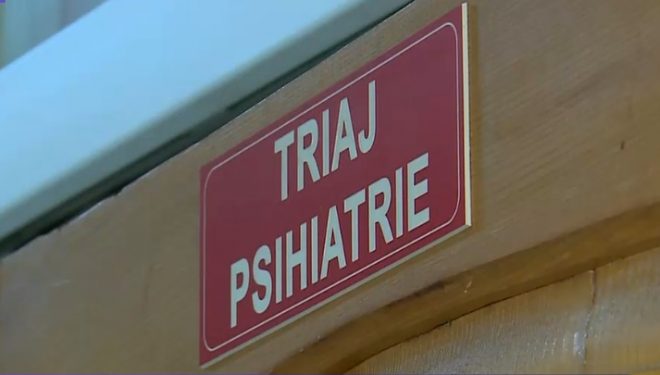 Sute de bolnavi periculoşi, unii acuzaţi de crime, stau unul peste altul într-un spital din Iaşi. Asistentă: „Ne încuiem cu lacătul” Sute de bolnavi periculoşi, unii acuzaţi de crime, stau unul peste altul într-un spital din Iaşi. Asistentă: „Ne încuiem cu lacătul”