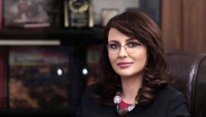Prietena lui Darius Vâlcov a rămas fără job. A fost dată afară de la Spitalul Fundeni Prietena lui Darius Vâlcov a rămas fără job. A fost dată afară de la Spitalul Fundeni