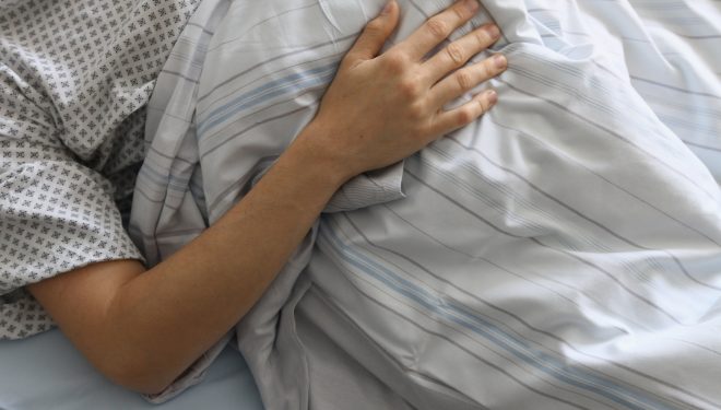 A murit bărbatul care a ajuns la terapie intensivă după ce a mâncat o conservă de pește făcută în casă A murit bărbatul care a ajuns la terapie intensivă după ce a mâncat o conservă de pește făcută în casă