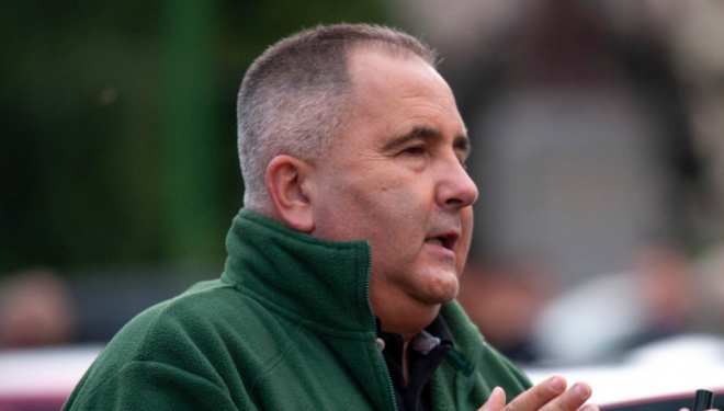 Titi Aur, bolnav de COVID: Nu mă simt bine, nu pot respira fără mască. Am plămânii afectați Titi Aur, bolnav de COVID: Nu mă simt bine, nu pot respira fără mască. Am plămânii afectați