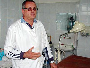 Dr. Victor Esanu